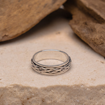 Nautical Rope Spinner Ring