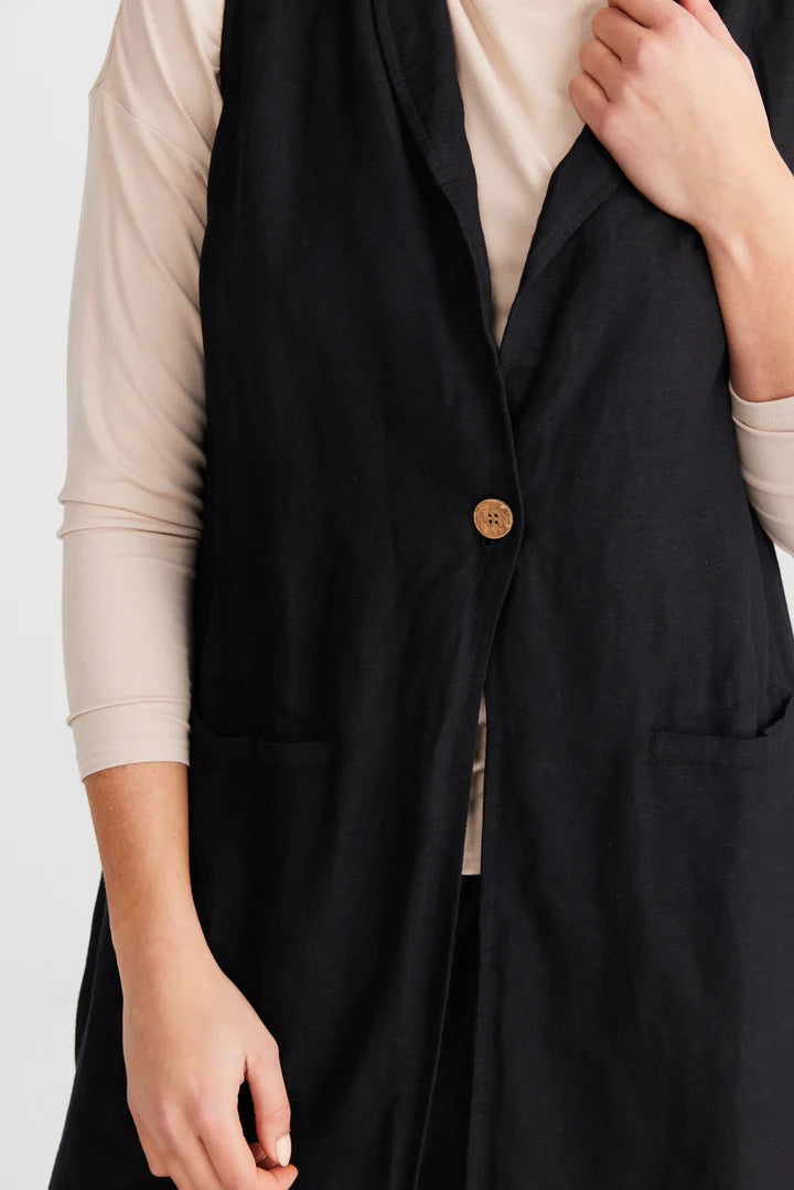 Leonardo Vest Black