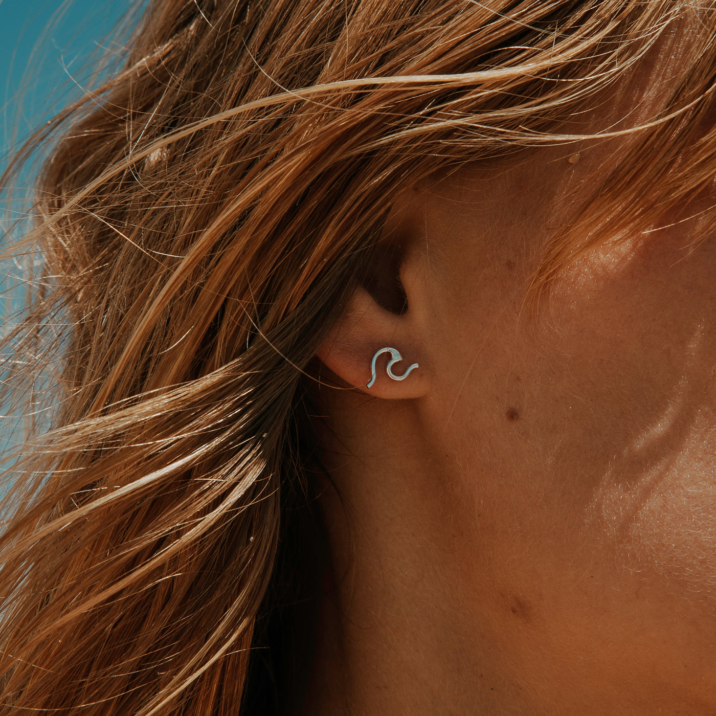 Wave Studs