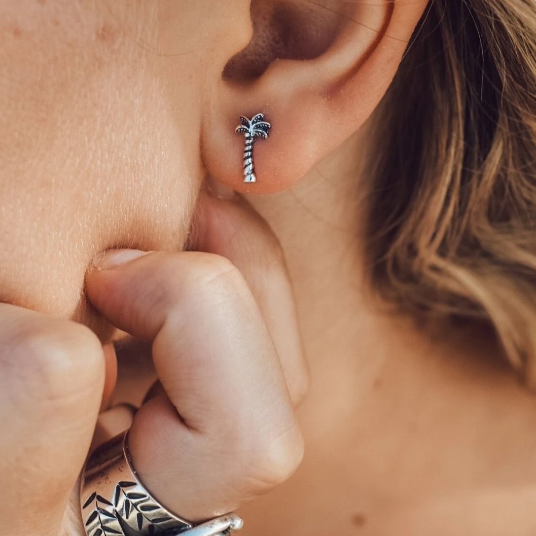 Tropical Palm Tree Stud earrings made of sterling silver