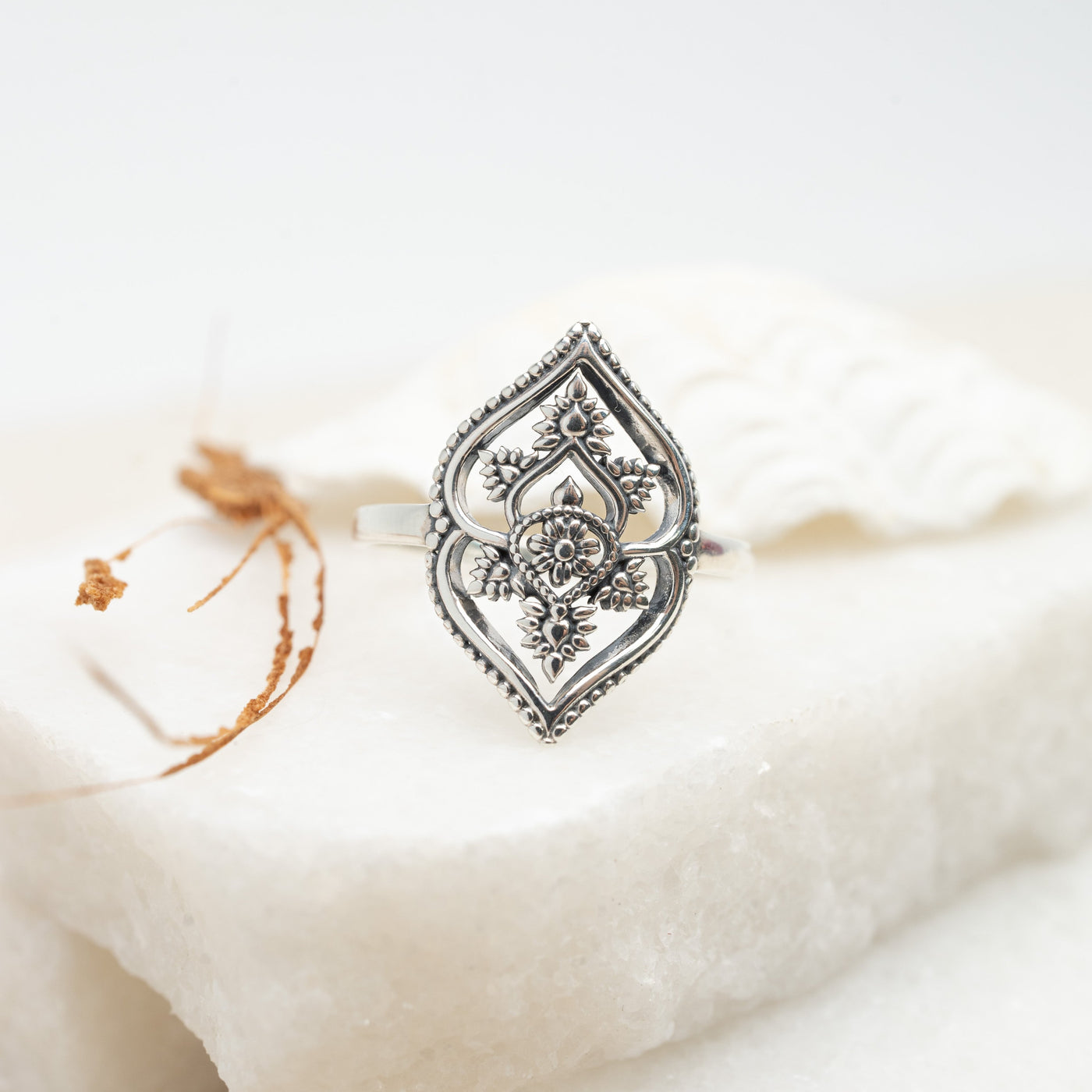 Lilly Flower Ring